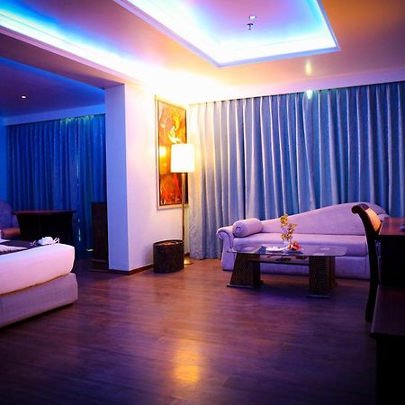 The Quilon Beach Hotel And Convention Center Kollam Zewnętrze zdjęcie
