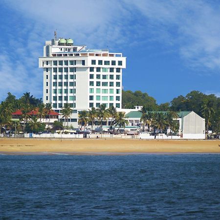 The Quilon Beach Hotel And Convention Center Kollam Zewnętrze zdjęcie