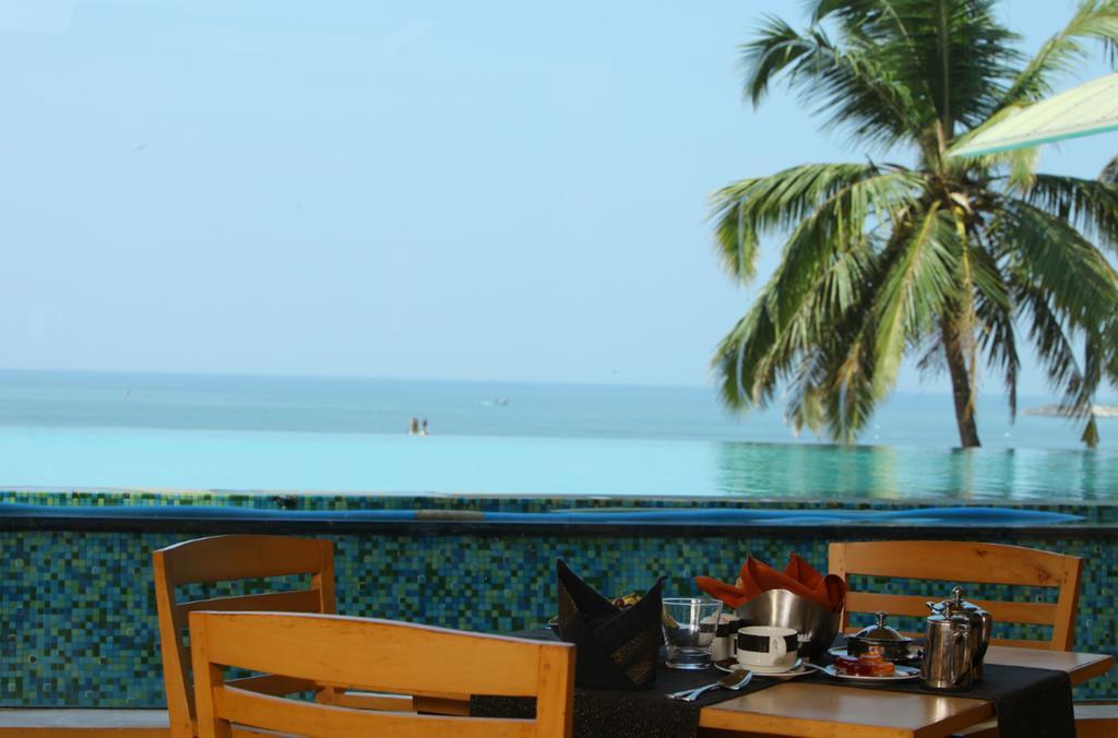 The Quilon Beach Hotel And Convention Center Kollam Zewnętrze zdjęcie