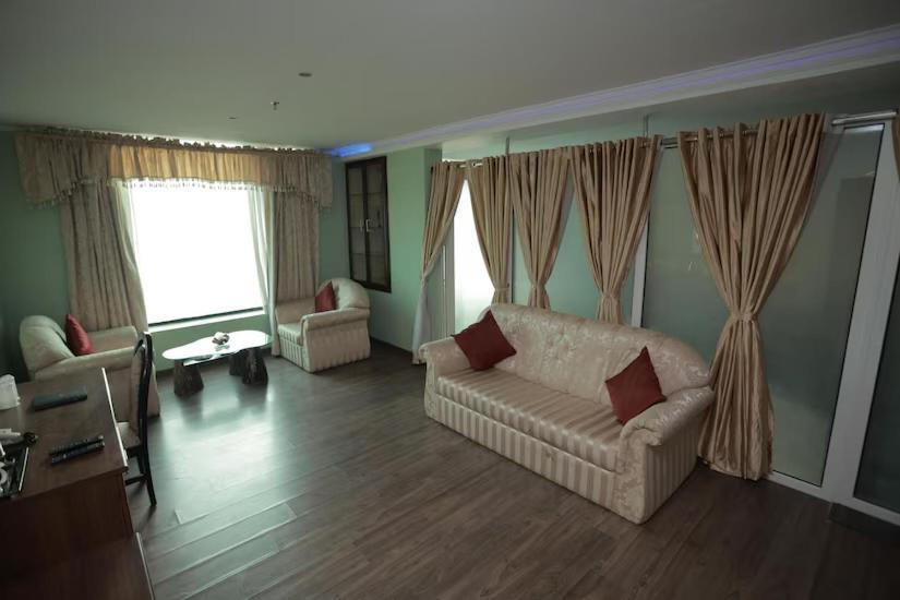 The Quilon Beach Hotel And Convention Center Kollam Zewnętrze zdjęcie