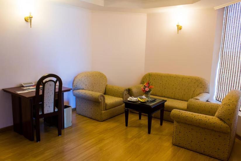 The Quilon Beach Hotel And Convention Center Kollam Zewnętrze zdjęcie