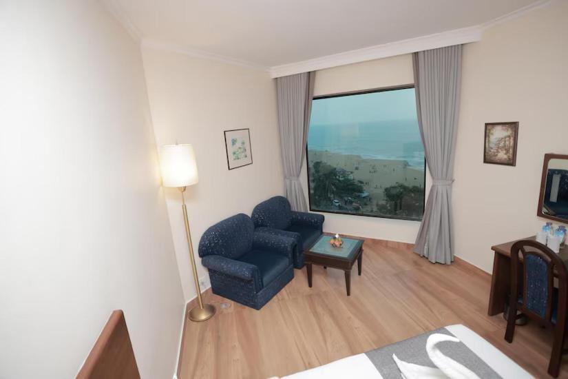 The Quilon Beach Hotel And Convention Center Kollam Zewnętrze zdjęcie
