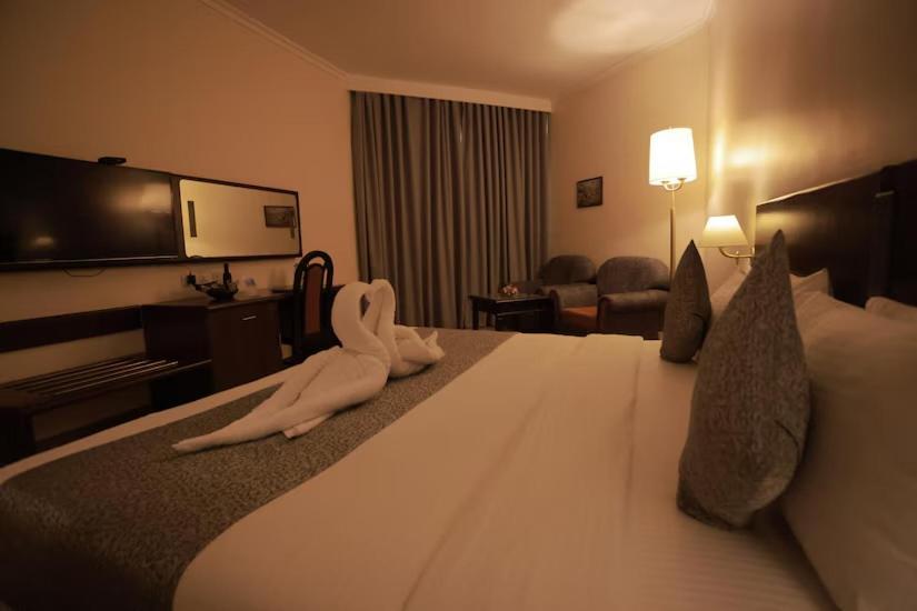 The Quilon Beach Hotel And Convention Center Kollam Zewnętrze zdjęcie