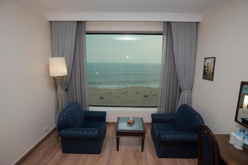 The Quilon Beach Hotel And Convention Center Kollam Zewnętrze zdjęcie