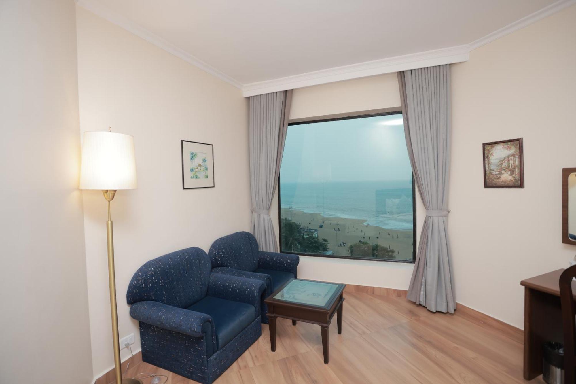 The Quilon Beach Hotel And Convention Center Kollam Zewnętrze zdjęcie